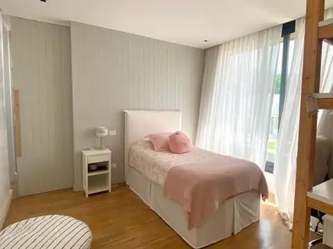 Casa en Alquiler de 3 dormitorios