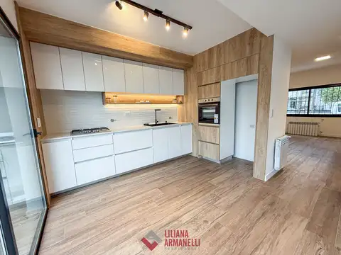 CHALET 4 AMBIENTES. CHAUVIN.