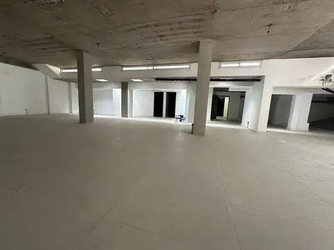 Hipolito Yrigoyen 900