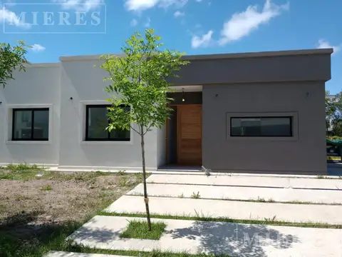 Casa en venta en Santa Lucia, Pilar del Este