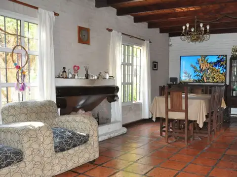 Casa en Venta con 1 cochera