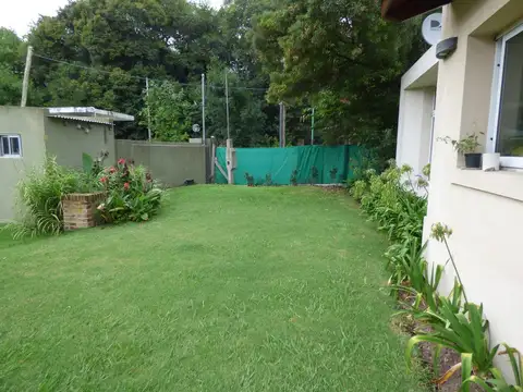 Casa en Venta en Villa Elisa, USD 320.000