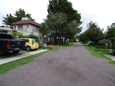 Barrio Las muñecas - 411 n 1873 Casa 8