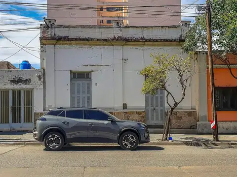 Macrocentro. Zona Shopping El Portal. 20 de Febrero 1300