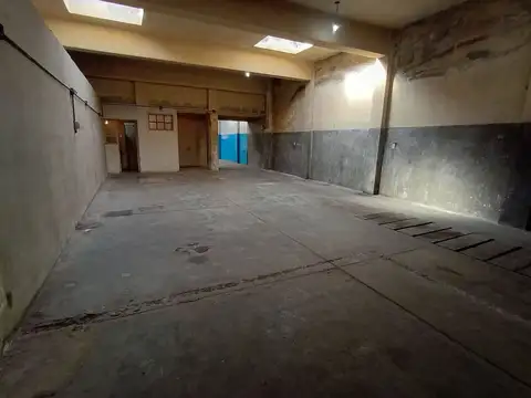 Local en Alquiler en Ramos Mejia, USD 1.500