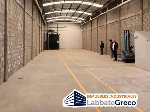 Galpon en Alquiler A Estrenar