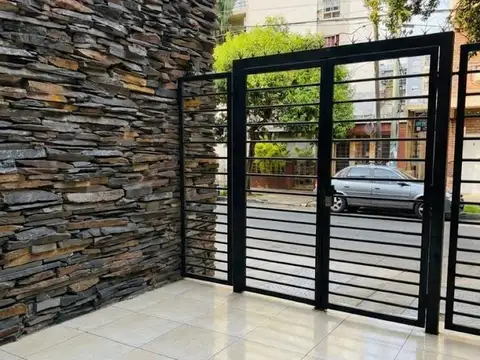 Nta Sra. Del Buen Viaje 1400, Piso 1