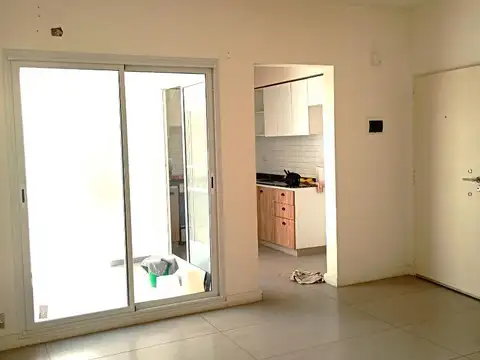 T/C 2 Ambientes P.B. C/Patio Exc. Estado San Blas al 3800