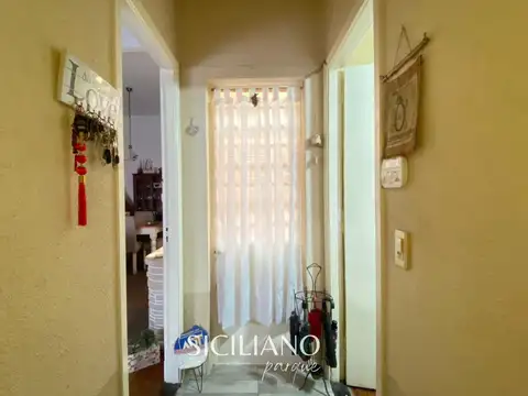 Depto Tipo Casa en Venta de 5 ambientes