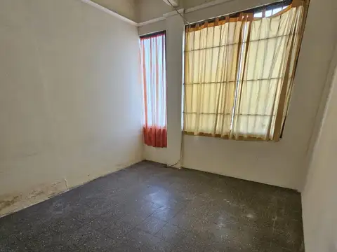 Oficina en Alquiler en Villa Maipu, $ 1.100.000