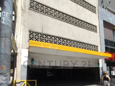 Av. Rivadavia 4300, Piso 0