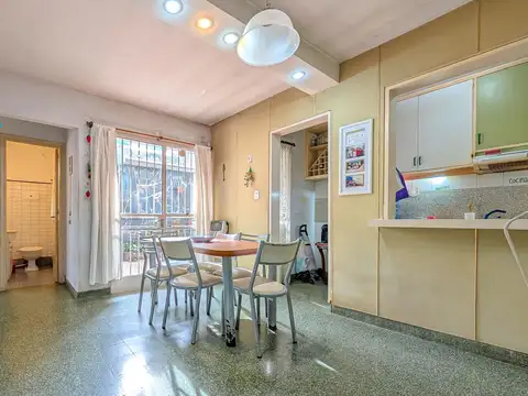 Casa en Venta con 1 cochera