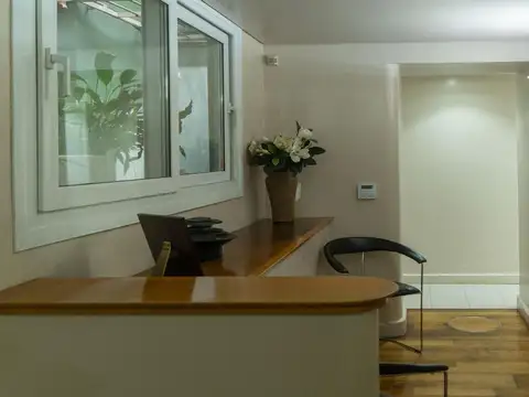 Oficina 5 ambientes con 1 baño