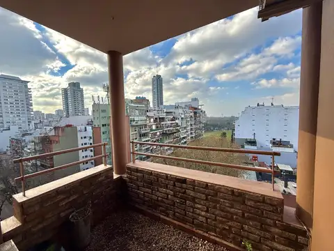 Venta depto 3 ambientes con dependencia Las Cañitas muy luminoso