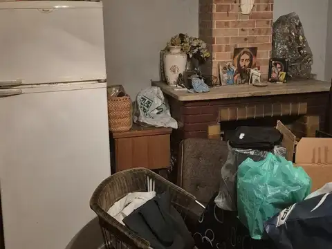 Casa 5 ambientes con 2 baños