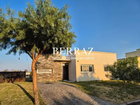 Casa Venta 3 Dormitorios Barrio San Alfonso Lote De 446 M2 Pilar Del Este