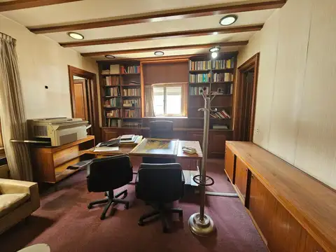 Oficina 3 ambientes con 1 baño