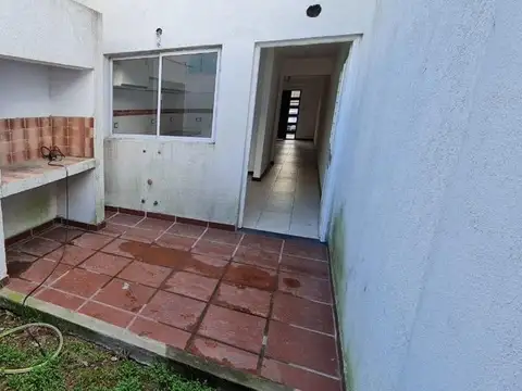 Depto Tipo Casa 3 ambientes con 1 baño