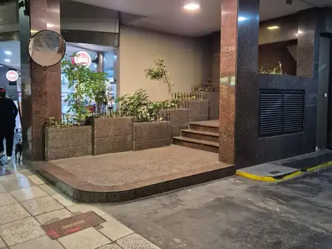 Cochera cubierta en venta