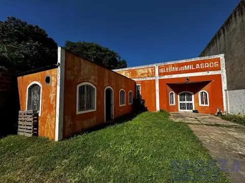 Dos amplios galpones en venta en San Miguel sobre avenida peron