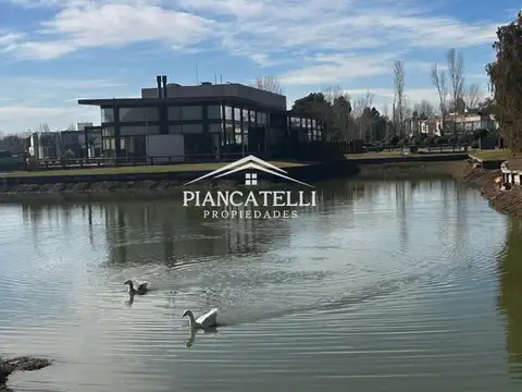 Terreno en Venta en Terravista, USD 230.000