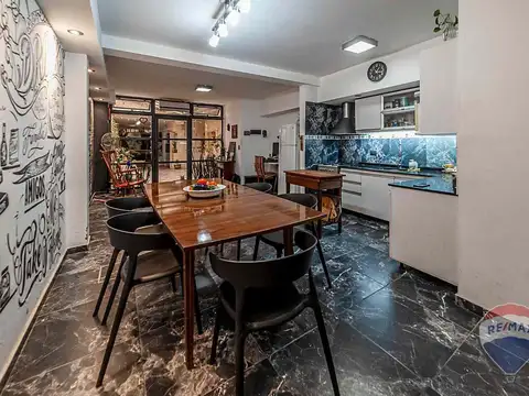 Depto Tipo Casa en Venta con 1 cocheras