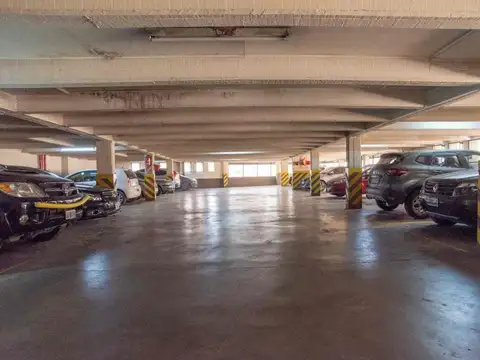 Venta Cocheras en Barrio Norte Lote de 4 Unidades