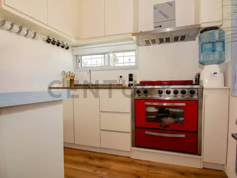 Venta | Casa 2 Dormitorios de estilo con patio y terraza | Nueva Fisherton