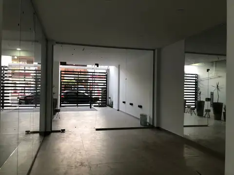 Lascano 4000, Piso 2