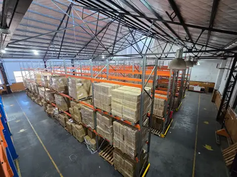 Galpon en Venta en Villa Pueyrredon, USD 1.800.000