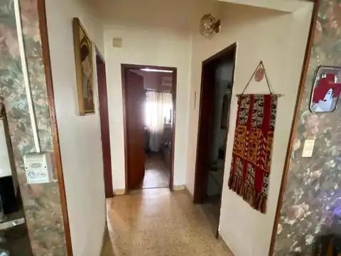 Depto Tipo Casa 6 ambientes con 2 baños
