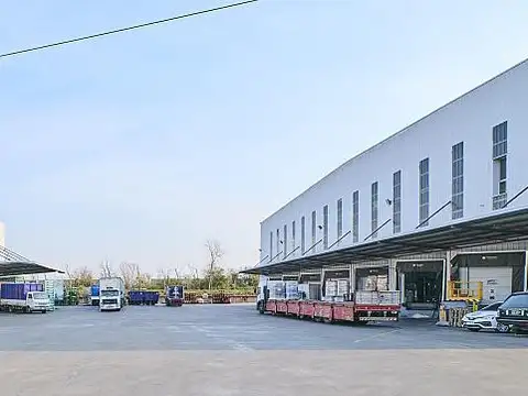 Galpon en Alquiler A Estrenar