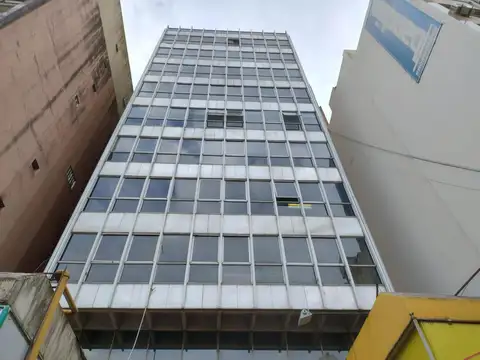 OFICINA VENTA AMPLIOS ESPACIOS UBICADA EN LA PEATONAL CORDOBA MICROCENTRO ROSARIO