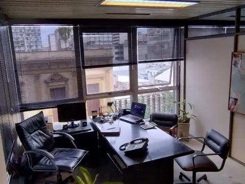 Oficina en Venta 50 años
