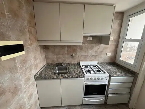 Av. Independencia al 700