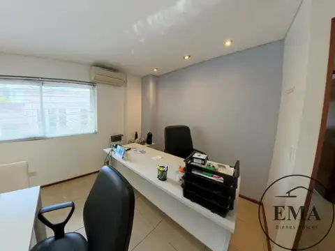 Oficina en Alquiler al Sur