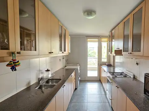 Departamento en Alquiler en Jardines De San Isidro, USD 1.400