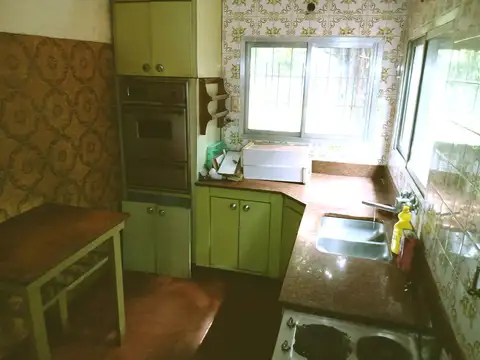 Gdor Miguel De Salcedo 100