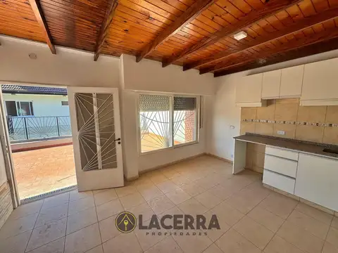 Depto Tipo Casa en Venta de 2 ambientes
