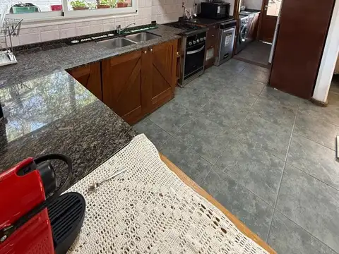 Casa en Alquiler Temporal con 2 cocheras