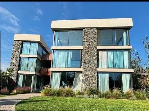 Oficina Monoambiente con 1 baño