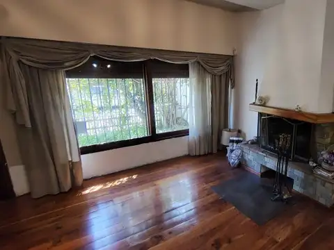 Chalet 5 ambientes  - Alquiler