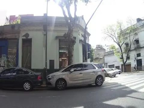 Local en Alquiler 50 años