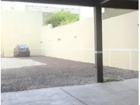 Cochera - San Cristobal