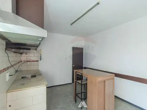 Depto Tipo Casa en Venta 50 años