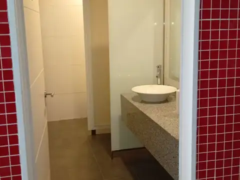 ALQUILER LOCAL IMPECABLE ESTADO BALVANERA