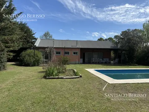 Casa en Venta en Barrio Parque Las Lomadas, USD 158.000