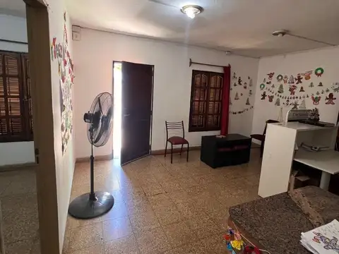 VENTA CASA 3 DORM MAS DOS DTOS CON ENTRADA INDEP.