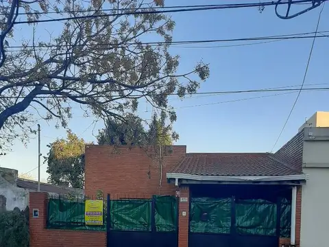 Casa en zona centrica de Campana