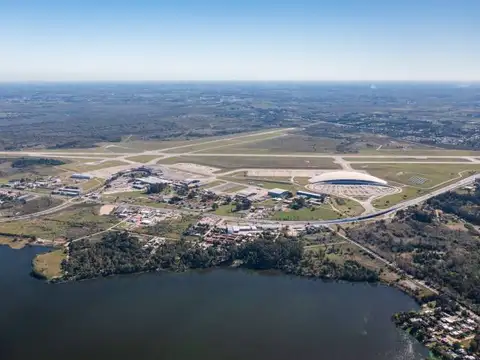 Terreno y lotes sobre el Lago Calcagno